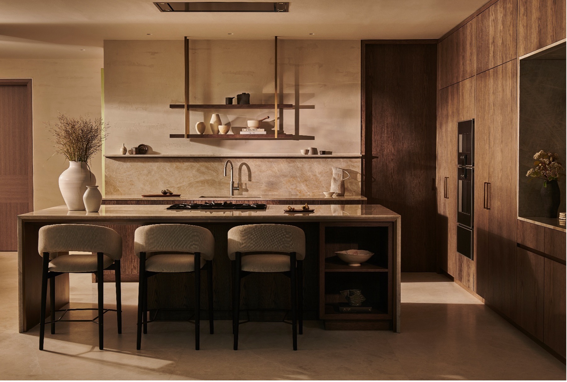 With our design led approach, the most effective way to collaborate with Lanserring begins with your vision.