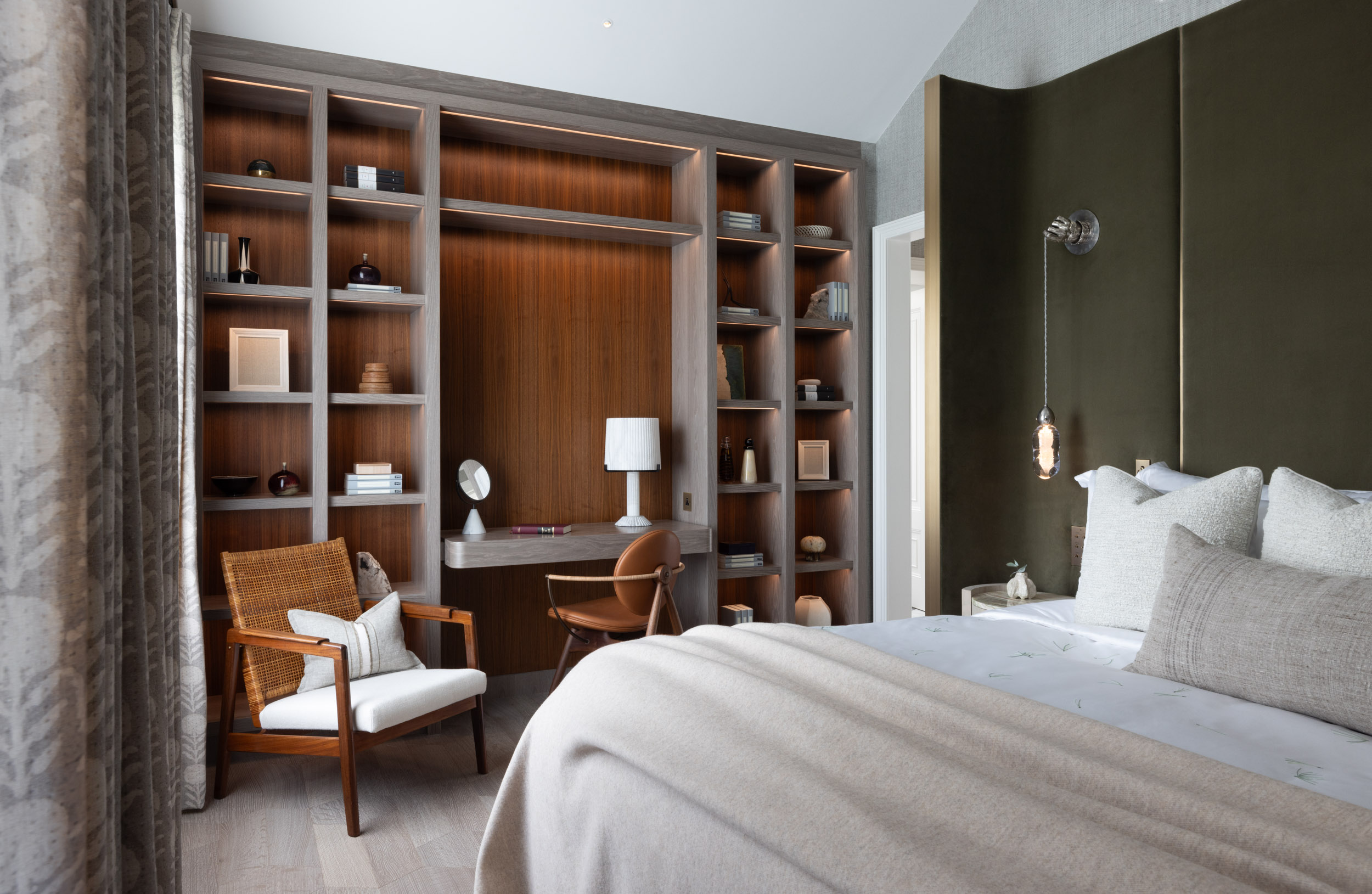 luxury bedroom joinery